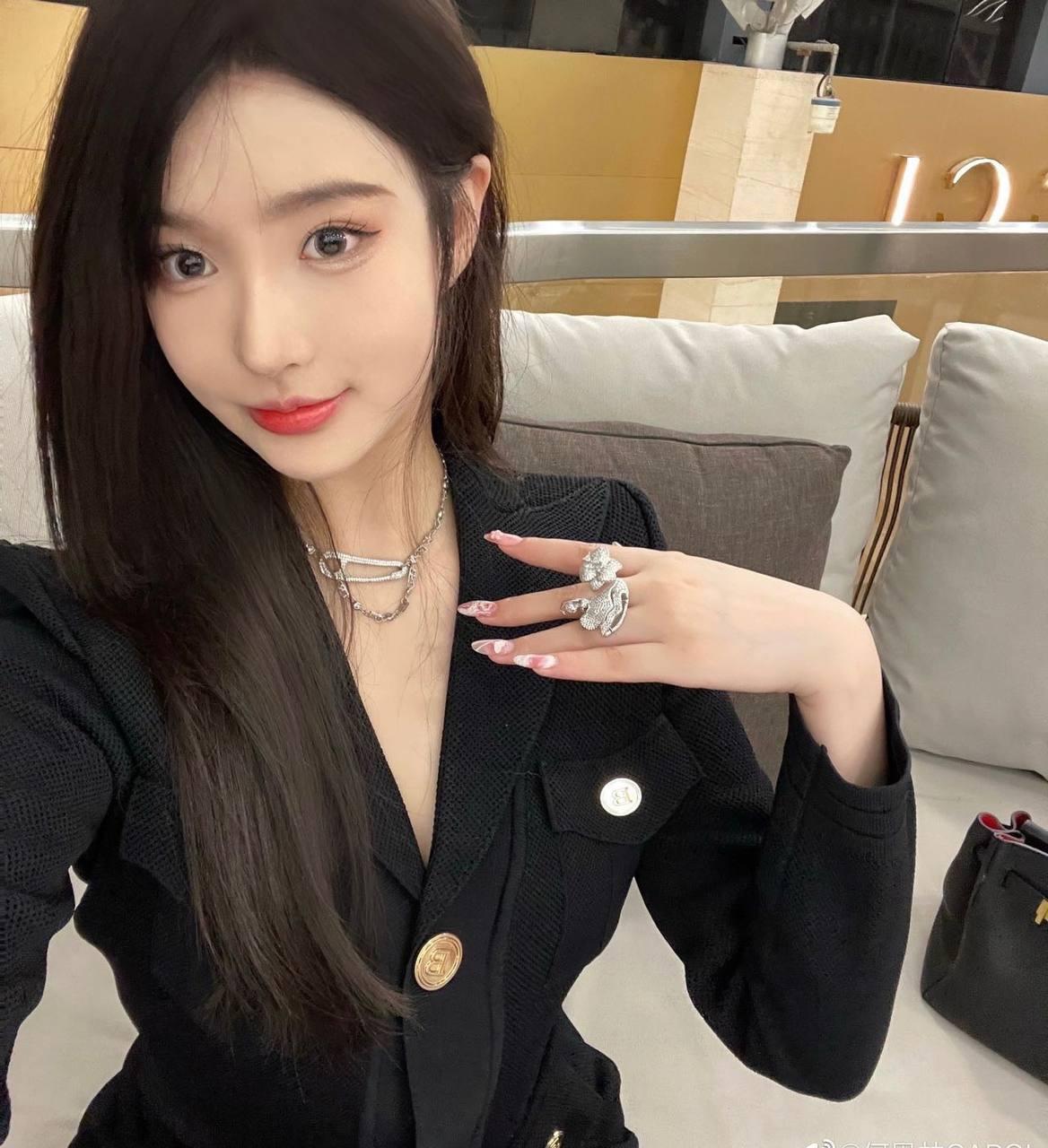 成都人的国际茶缘，国际航班上的保温杯泡茶无与伦比风情